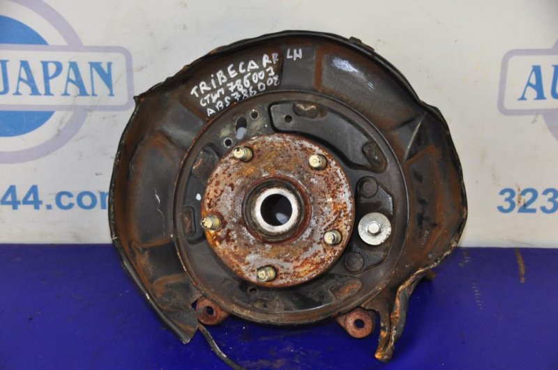 Цапфа задняя левая TRIBECA B9 05-07