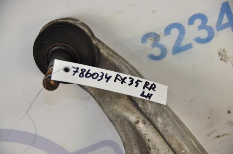 Рычаг задней подвески поперечный верхний задний левый FX S50 03-08