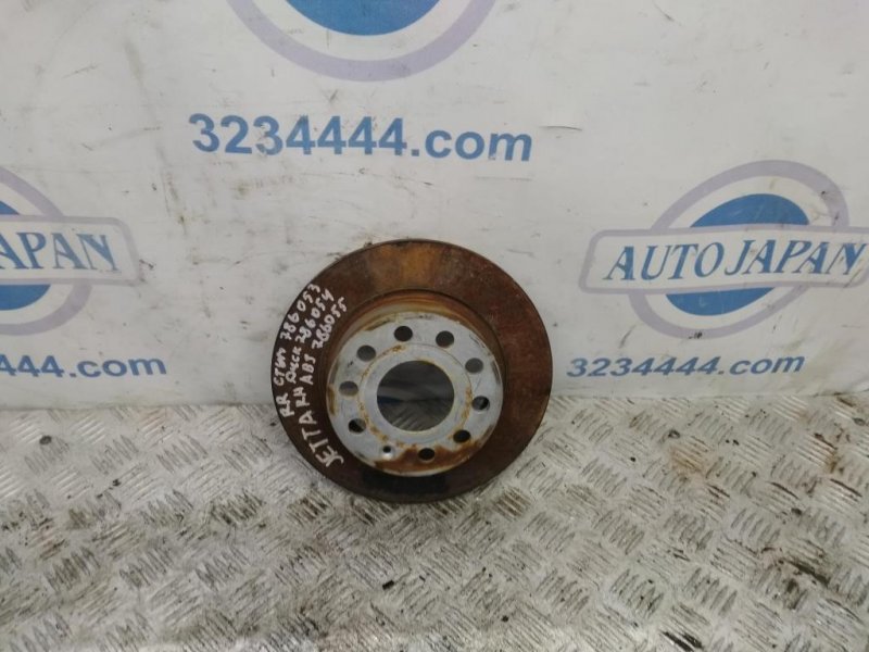 Тормозной диск задний VOLKSWAGEN JETTA USA 10-17 5C0 615 601 Б/У