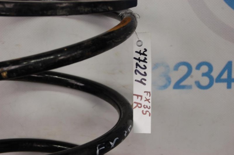 Пружина задней подвески FX S50 03-08 Пружина задней подвески FX S50 03-08