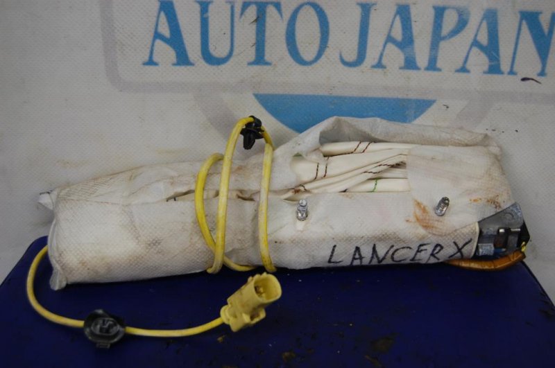 Подушка безопасности в сиденье правая MITSUBISHI LANCER X 10 07-15
