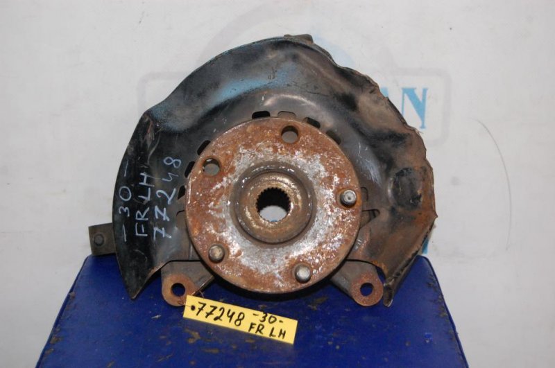 Кулак поворотный передний левый TOYOTA CAMRY 30 02-06 43212-39035 Б/У