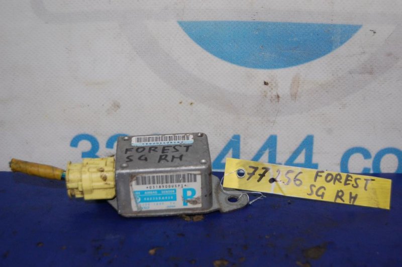 Датчик удара правый SUBARU FORESTER SG 02-07 98235SA020 Б/У