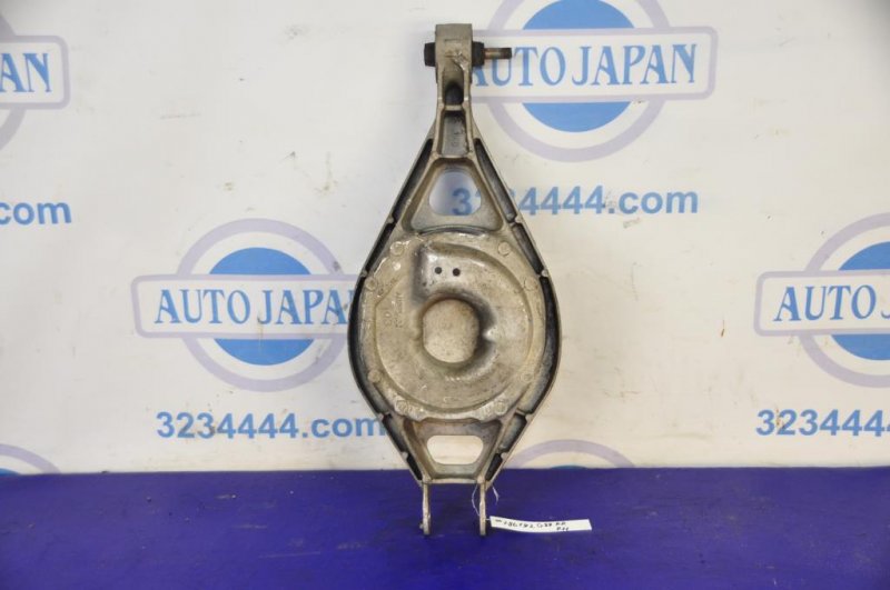 Запчасть рычаг задней подвески поперечный нижний задний правый INFINITI M35/M45 04-10 551B0-EG000 Б/У Рычаг задней подвески поперечный нижний задний правый INFINITI M35/M45 04-10 551B0-EG000 Б/У