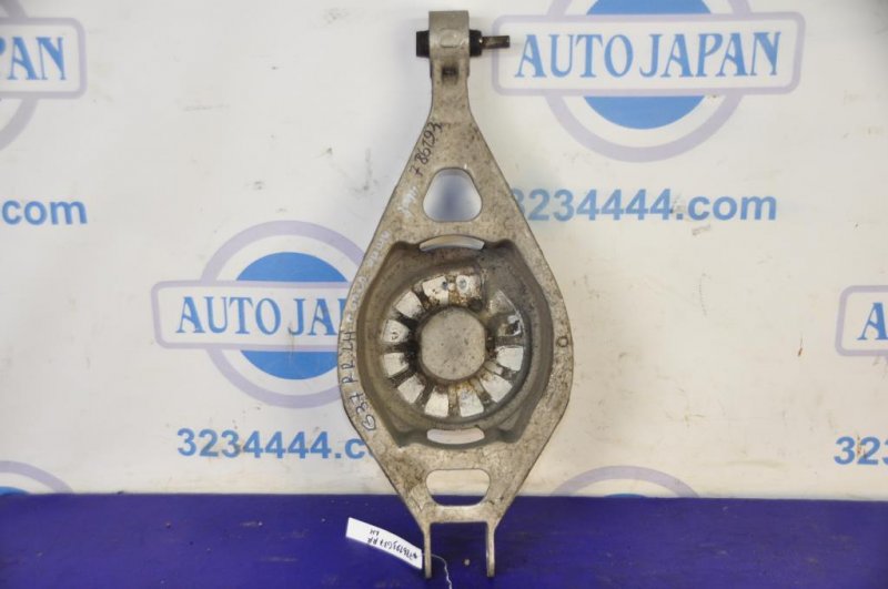 Запчасть рычаг задней подвески поперечный нижний задний левый INFINITI M35/M45 04-10 551B0-EG000 Б/У Рычаг задней подвески поперечный нижний задний левый INFINITI M35/M45 04-10 551B0-EG000 Б/У