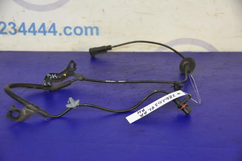 Датчик ABS задний правый MITSUBISHI OUTLANDER XL 05-13 MN116244 Б/У