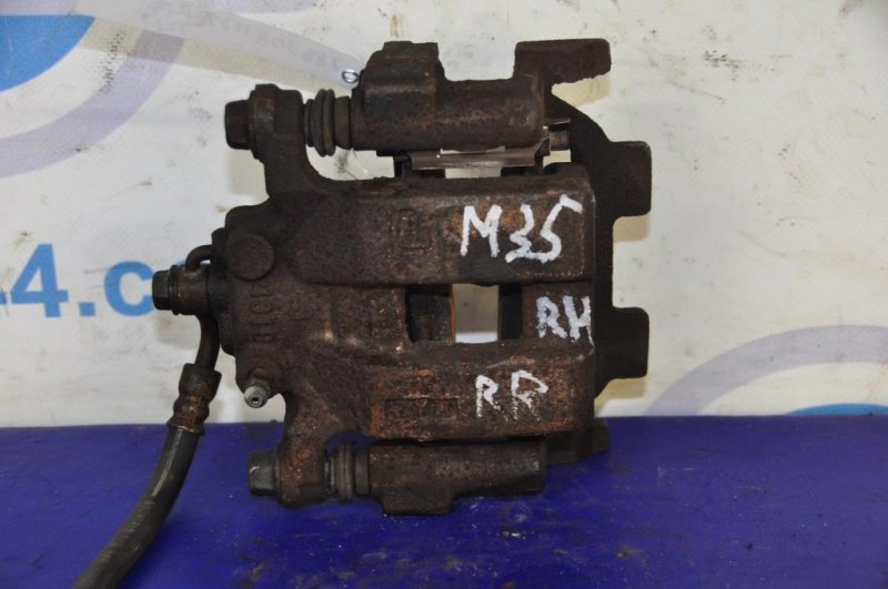 Суппорт тормозной задний правый M35/M45 04-10