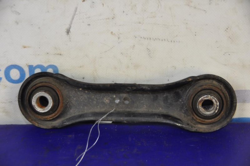 Рычаг задней подвески поперечный нижний задний левый MITSUBISHI LANCER X 10 07-15 4117A005 Б/У