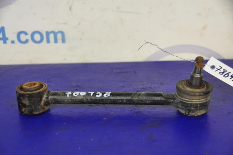 Рычаг задней подвески поперечный нижний задний левый HYUNDAI I30 FD 07-12 55250-2H000 Б/У