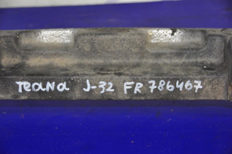 Наполнитель бампера передний TEANA J32 08-14