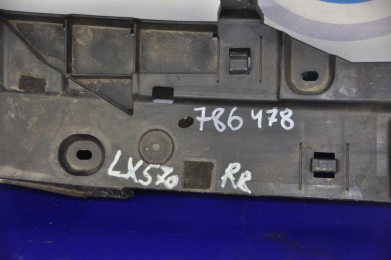 Наполнитель бампера задний LEXUS LX570 07-15