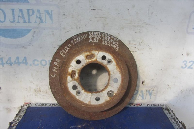 Запчасть тормозной диск задний HYUNDAI ELANTRA HD 06-11 58411-2H300 Б/У Тормозной диск задний HYUNDAI ELANTRA HD 06-11 58411-2H300 Б/У