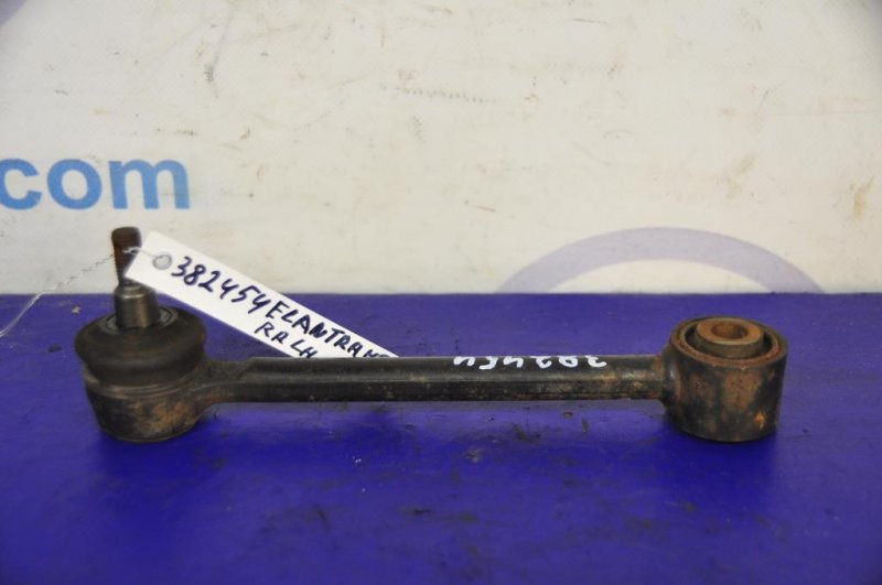 Рычаг задней подвески поперечный нижний задний левый HYUNDAI ELANTRA HD 06-11 55250-2H000 Б/У