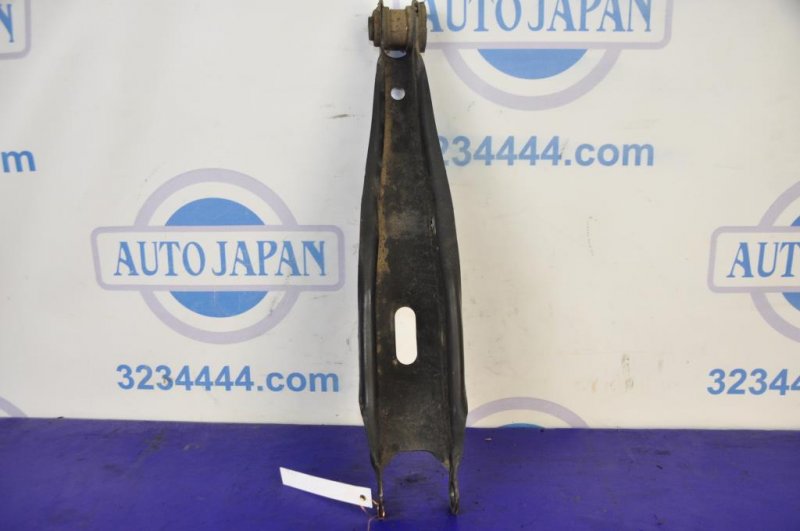 Рычаг задней подвески поперечный нижний задний правый LEXUS GS350 GS300 05-11