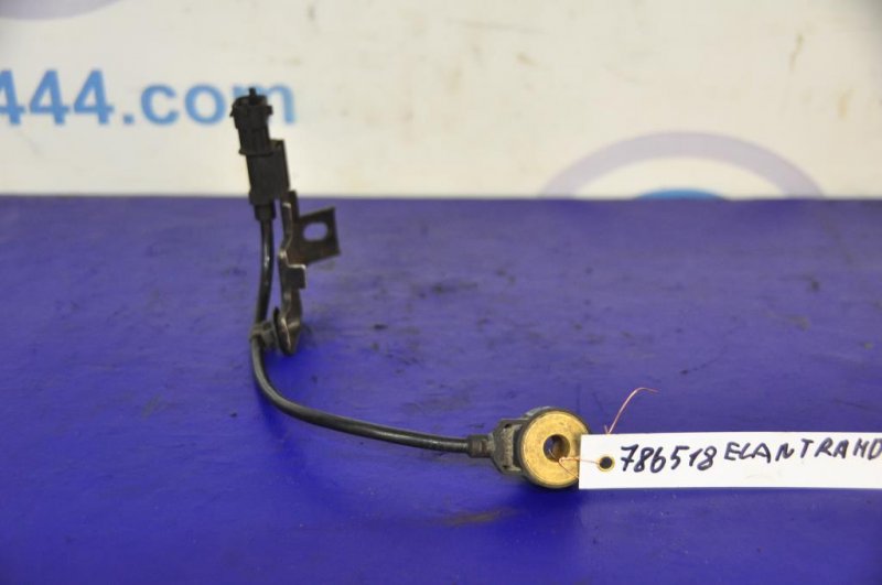 Датчик детонации HYUNDAI ELANTRA HD 06-11 39250-2B000 Б/У