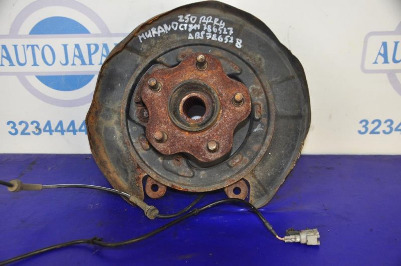 Запчасть ступица задняя правая NISSAN MURANO Z50 02-07 43018-CN200 Б/У Ступица задняя правая NISSAN MURANO Z50 02-07 43018-CN200 Б/У