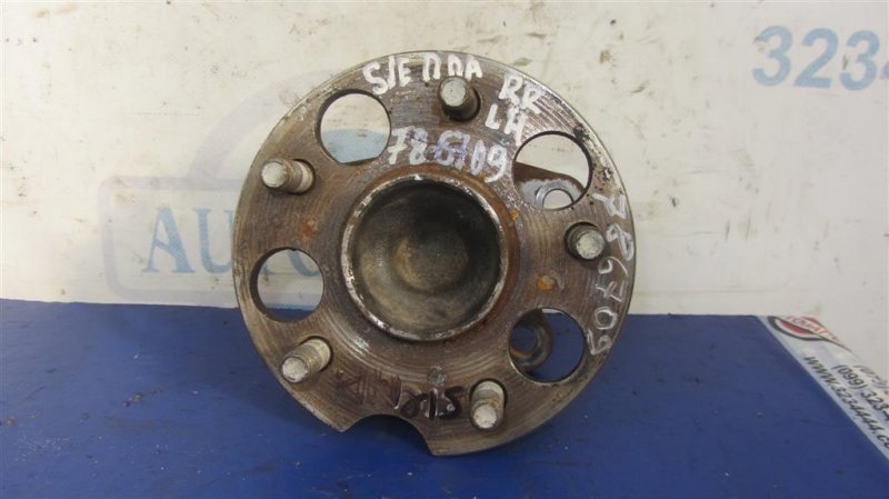 Запчасть ступица задняя TOYOTA SIENNA 11-16 42450-08030 Б/У Ступица задняя TOYOTA SIENNA 11-16 42450-08030 Б/У