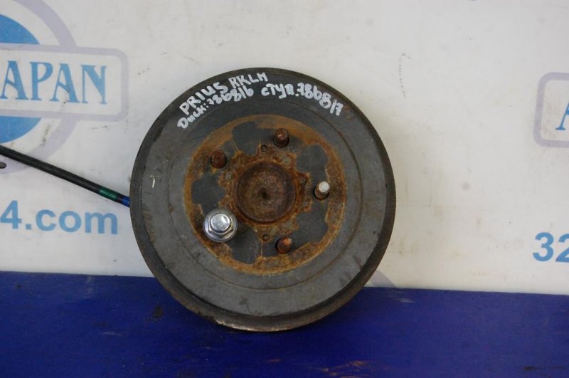 Ступица задняя левая PRIUS - 20 03-11 Ступица задняя левая PRIUS - 20 03-11