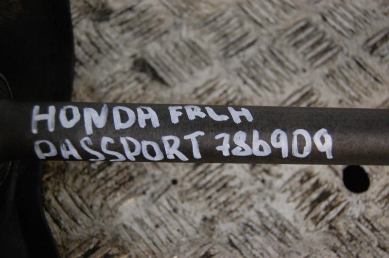 Привод передний левый PASSPORT 93-02