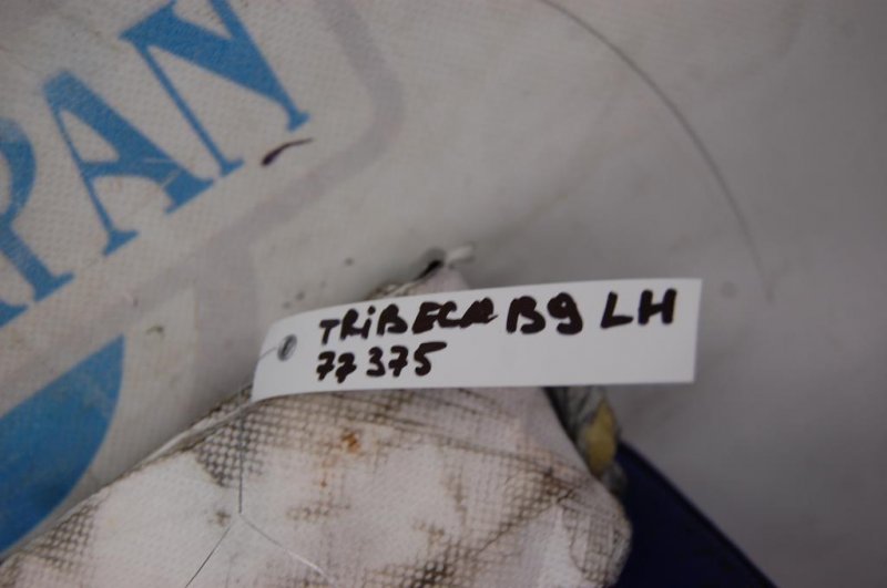 Подушка безопасности в сиденье левая TRIBECA B9 05-07
