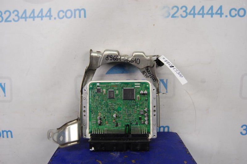 Блок управления двигателем LEXUS ES300 ES330 01-06 89661-06G10 Б/У