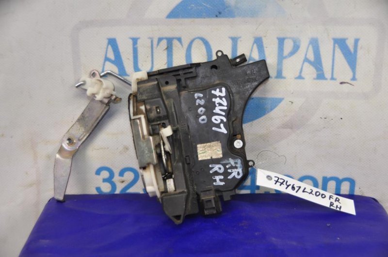 Запчасть замок двери передний правый MITSUBISHI L200 06-14 5715A184 Б/У Замок двери передний правый MITSUBISHI L200 06-14 5715A184 Б/У