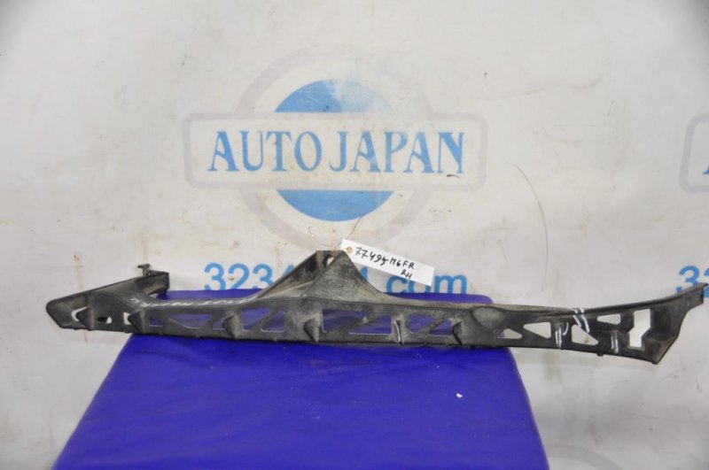 Запчасть кронштейн крепления фары передний правый MAZDA 6 GG 02-07 ZVCY-1-020R Б/У Кронштейн крепления фары передний правый MAZDA 6 GG 02-07 ZVCY-1-020R Б/У