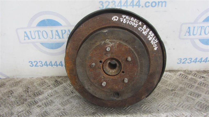 Цапфа задняя левая SUBARU TRIBECA B9 05-07 28411XA01A Б/У