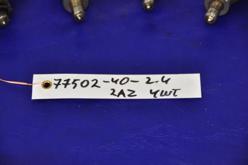 Форсунка топливная AVENSIS 03-08