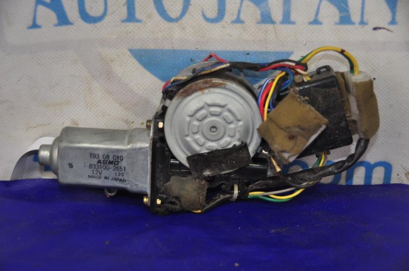 Моторчик люка MAZDA 626 GF 97-02