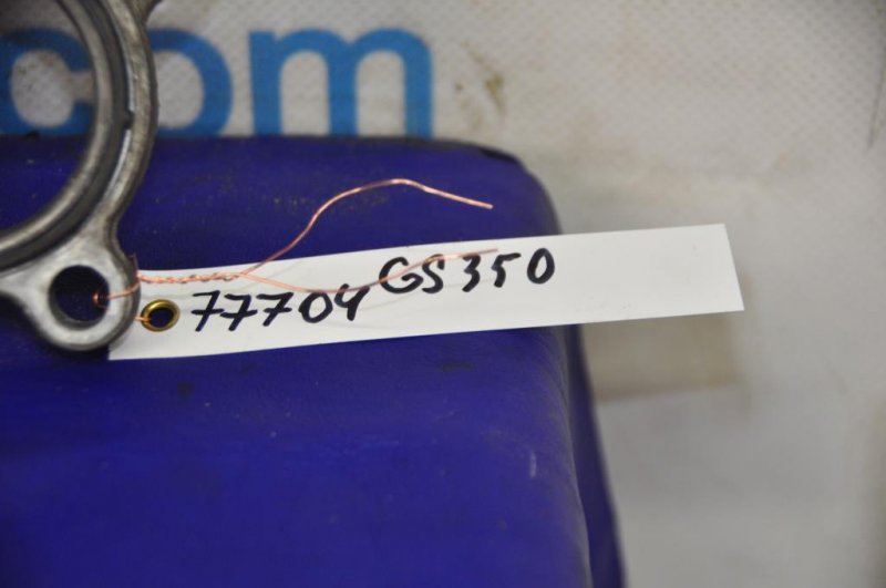 Помпа LX570 07-15