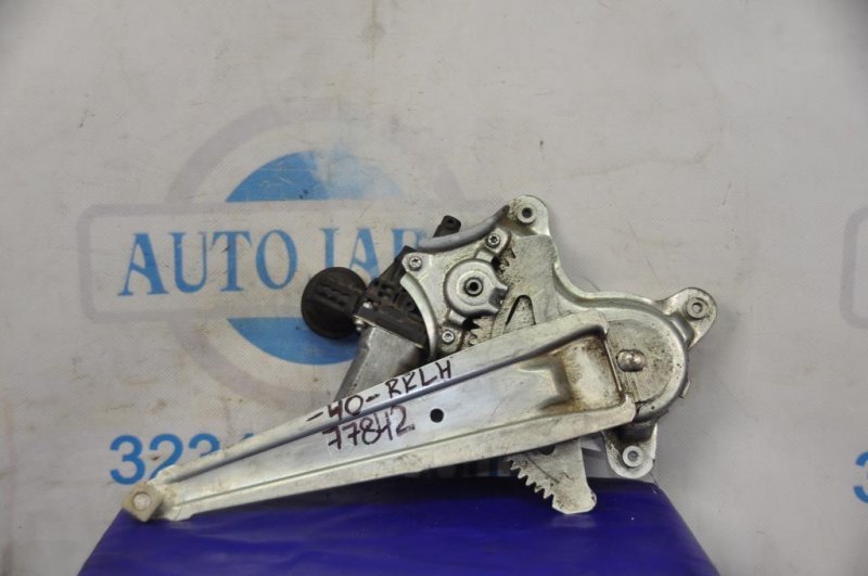 Стеклоподъемник задний левый TOYOTA CAMRY 40 06-11 69804-33050 Б/У