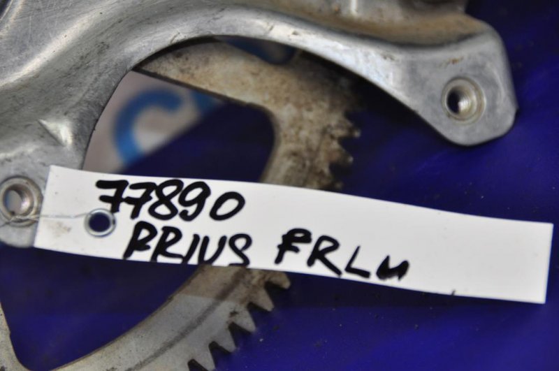 Стеклоподъемник передний левый PRIUS - 20 03-11