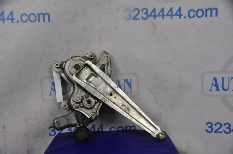 Стеклоподъемник задний правый TOYOTA CAMRY 40 06-11