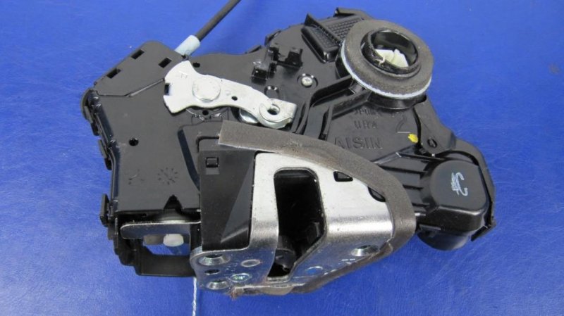 Запчасть замок двери передний правый TOYOTA SIENNA 11-16 69030-0C050 Б/У Замок двери передний правый TOYOTA SIENNA 11-16 69030-0C050 Б/У