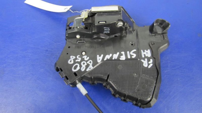 Замок двери передний правый TOYOTA SIENNA 11-16 Замок двери передний правый TOYOTA SIENNA 11-16