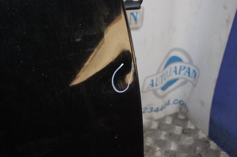 Дверь задняя правая INFINITI QX56 / TITAN / ARMADA 04-16 Внедорожник 5.6