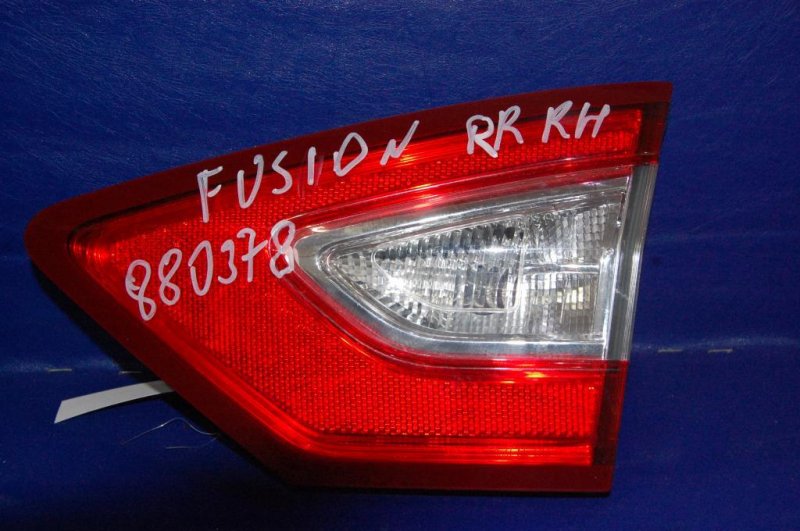 Фонарь внутренний задний правый FORD FUSION 14- 2014 Седан 2.5 DS7Z-1340-4A Б/У
