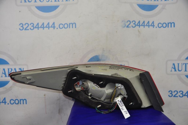 Фонарь наружный задний правый HYUNDAI SONATA YF 10-14