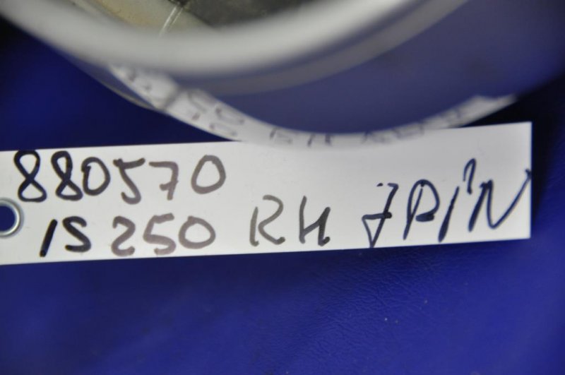 Зеркало правое LEXUS IS250/350 05-13