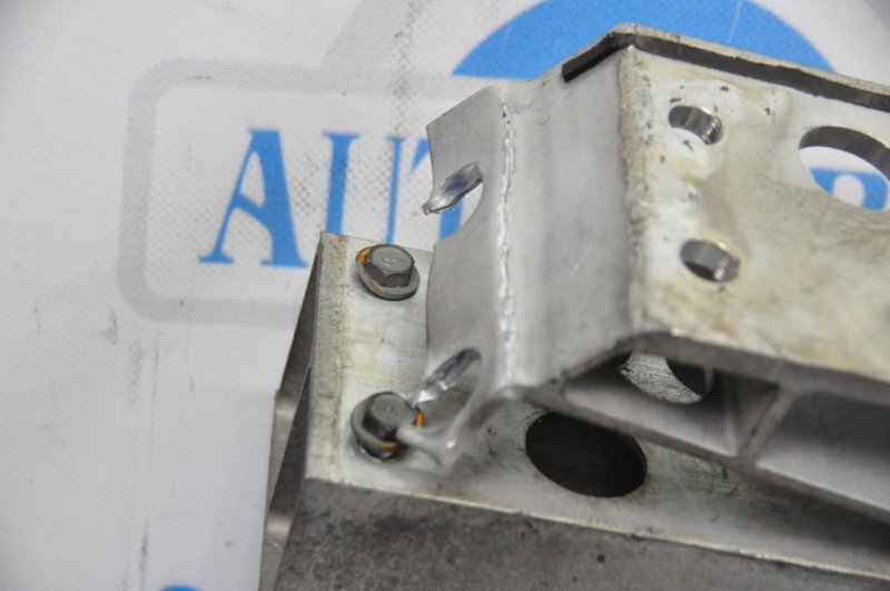 Усилитель заднего бампера GS350 GS300 05-11 2008 Седан 3.5