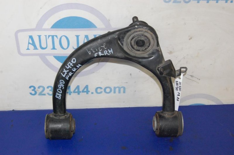 Рычаг передней подвески верхний передний правый LEXUS LX470 98-07 2003 Внедорожник 4.7 48610-60030 Б/У