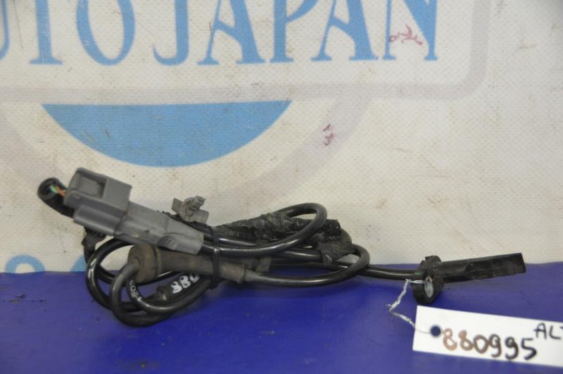 Датчик ABS задний правый NISSAN ALTIMA L32 07-12 2008 VQ25DE 4Cyl 47900-ZX70A Б/У