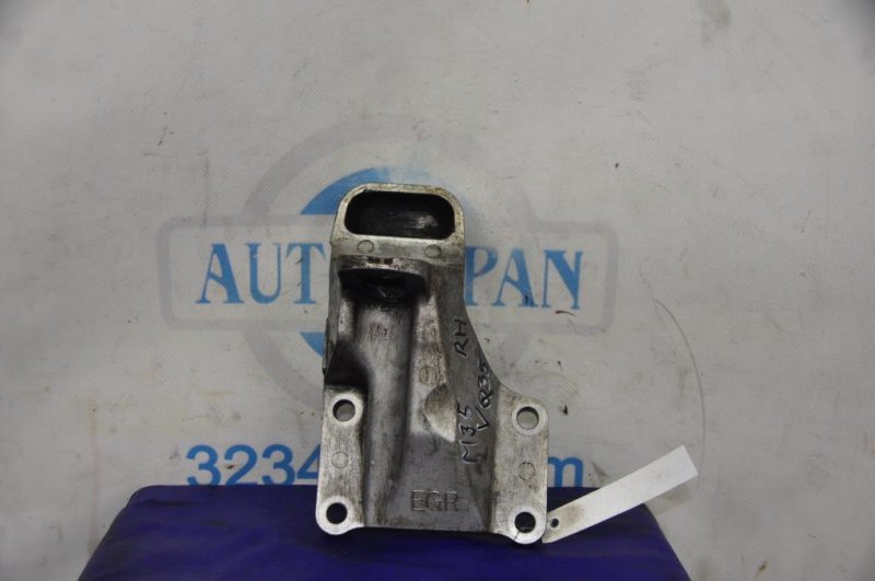 Кронштейн опоры двигателя правый M35/M45 04-10 2008 Седан 3.5 VQ35DE