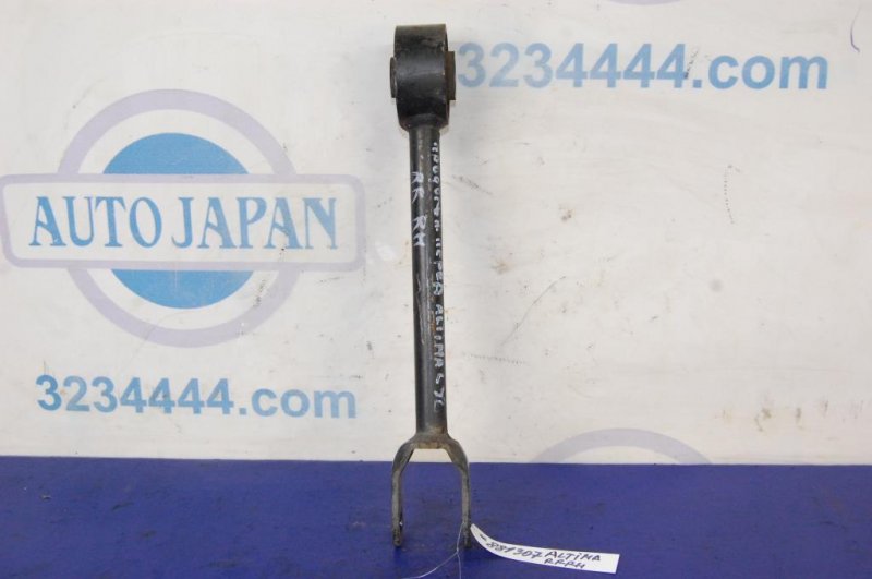 Рычаг задней подвески продольный задний NISSAN ALTIMA L32 07-12 55110-ZX00B Б/У