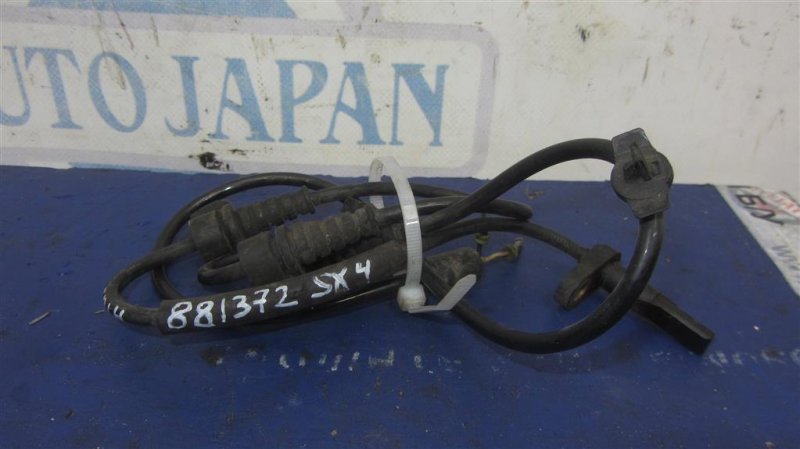 Датчик ABS передний левый SUZUKI SX4 06-13 2011 Хетчбек 2.0 56220-79J10 Б/У