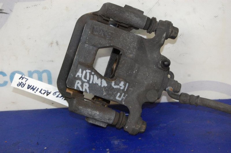 Запчасть суппорт тормозной задний левый NISSAN ALTIMA L32 07-12 2008 VQ25DE 4Cyl 44001-JA01A Б/У Суппорт тормозной задний левый NISSAN ALTIMA L32 07-12 2008 VQ25DE 4Cyl 44001-JA01A Б/У