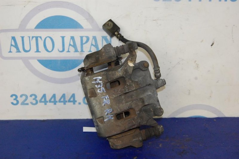 Суппорт тормозной передний правый INFINITI M35/M45 04-10 2008 Седан 3.5 VQ35DE 41001-EG000 Б/У