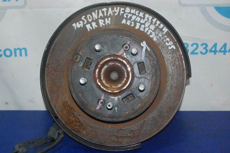 Цапфа задняя правая SONATA YF 10-14 2014 Седан 2.4 Цапфа задняя правая SONATA YF 10-14 2014 Седан 2.4