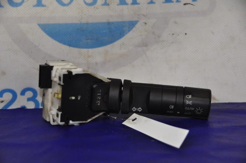 Подрулевой переключатель левый NISSAN MURANO Z50 02-07 25540-CC000 Б/У